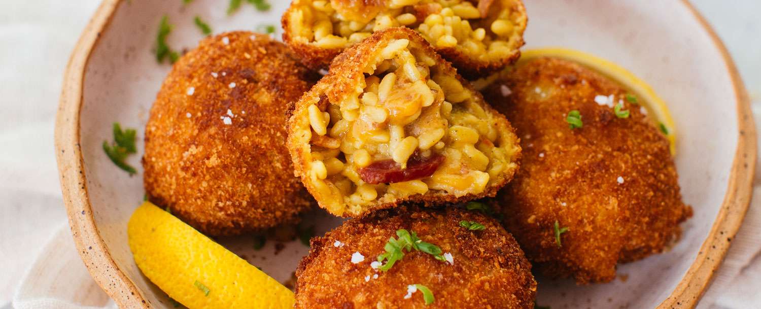 recipe image of bacon egg and cheese rice balls 